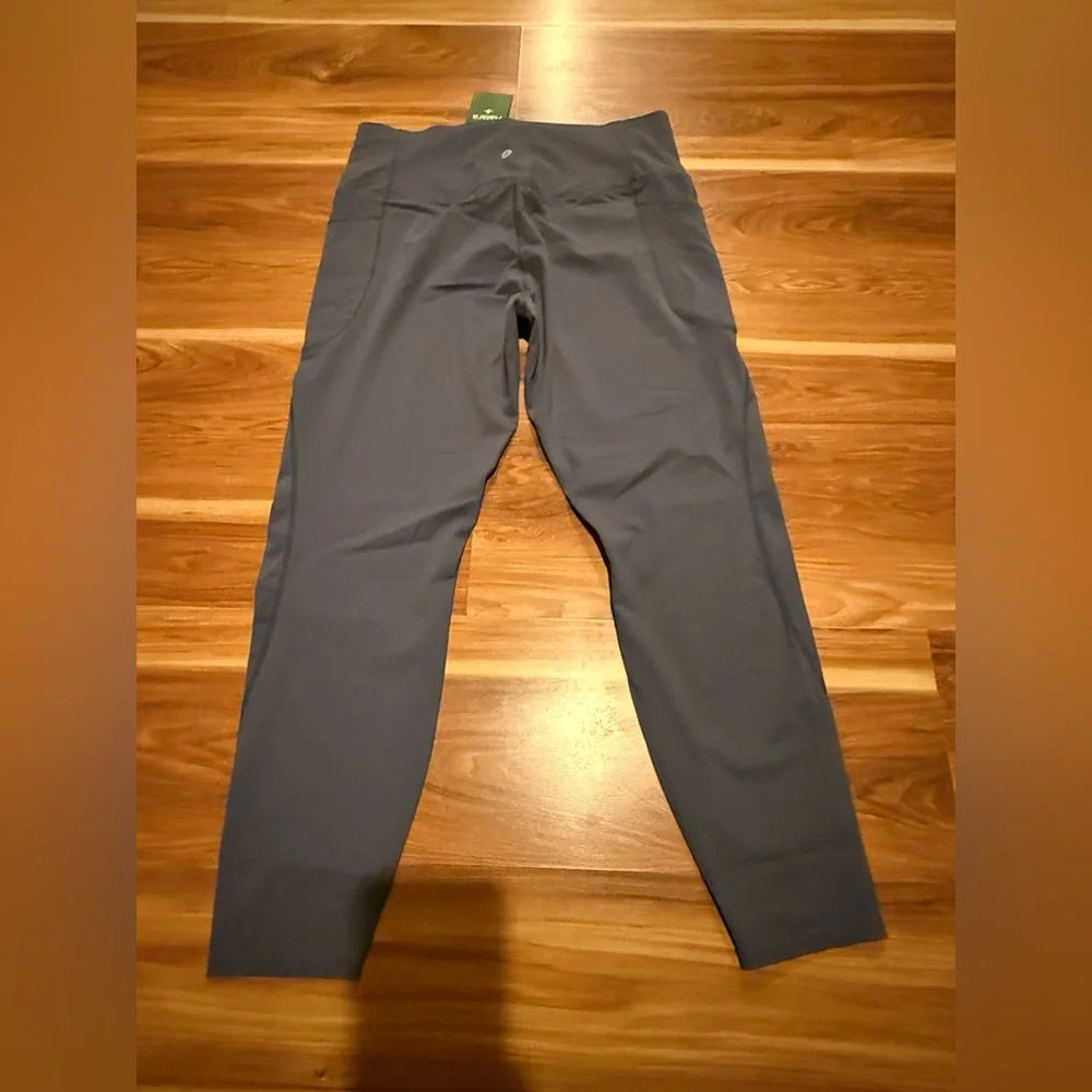 HALARA Athletic Leggings - Picture 2 of 6